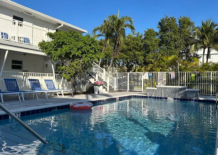 Sea Spray Inn